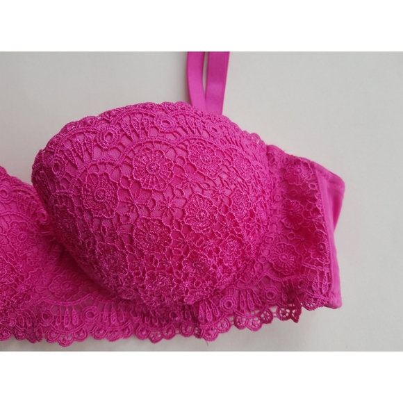 Frederick's of Hollywood Pink Lace Push-up Bra - Picture 4 of 13